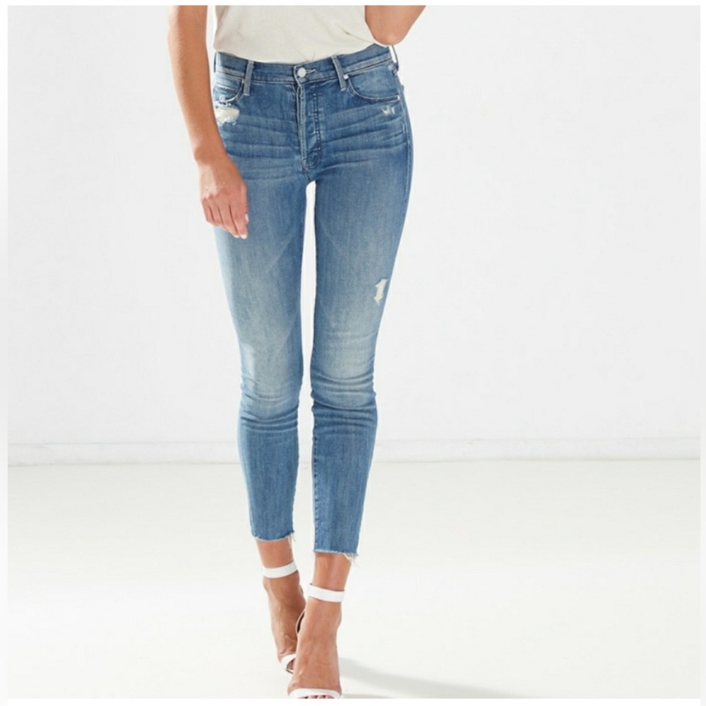 MOTHER The Looker Ankle Fray Denim Pretty Little Words In A Bottle Size 26